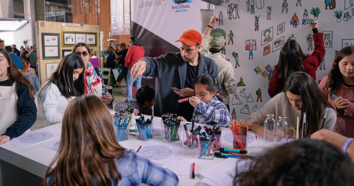 Más de 20 mil personas asistieron a la feria ArtStgo para conocer lo mejor del arte nacional e internacional Más de 20 mil personas asistieron a la feria ArtStgo para conocer lo mejor del arte nacional e internacional