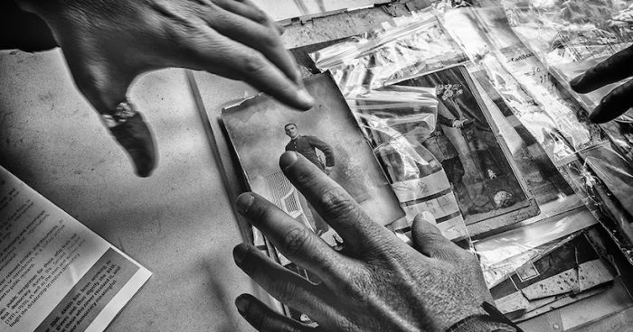 Fotógrafo chileno gana en España importante premio de fotografía por su trabajo sobre memoria histórica Fotógrafo chileno gana en España importante premio de fotografía por su trabajo sobre memoria histórica