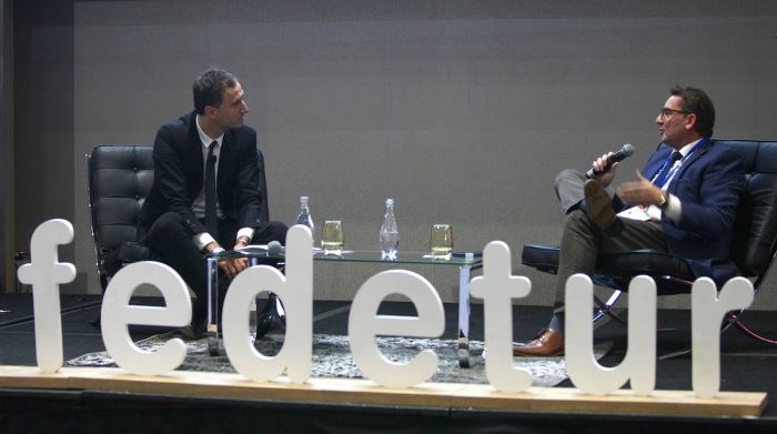 Hoteleros de Barcelona ante plataformas como Airbnb: “Hay que exigir con mayor fuerza que se regule la oferta ilegal” Hoteleros de Barcelona ante plataformas como Airbnb: “Hay que exigir con mayor fuerza que se regule la oferta ilegal”
