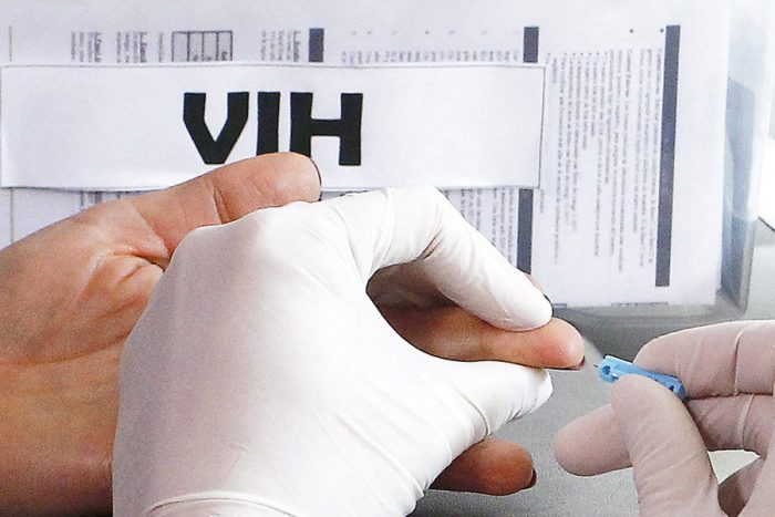 Entrega de medicamentos por VIH+: la dicotomía entre el desabastecimiento y las fallas comunicacionales Entrega de medicamentos por VIH+: la dicotomía entre el desabastecimiento y las fallas comunicacionales