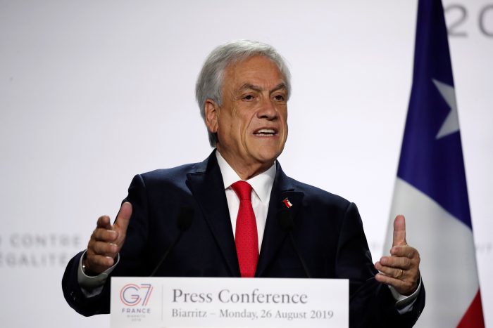 El Presidente Piñera llega a Brasilia para examinar crisis por incendios con Bolsonaro El Presidente Piñera llega a Brasilia para examinar crisis por incendios con Bolsonaro