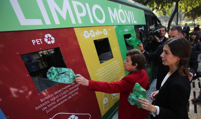 Municipalidades reciclan entre el 0,6% y 1,7% del total de basura recolectada Municipalidades reciclan entre el 0,6% y 1,7% del total de basura recolectada