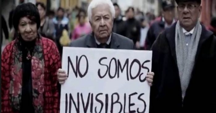 Adultos mayores discriminados en Chile