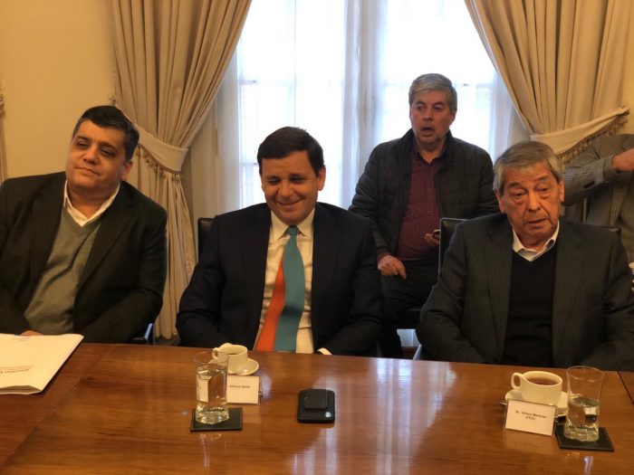 Central de Arturo Martínez se suma a mesa de diálogo convocada por la CPC por jornada laboral Central de Arturo Martínez se suma a mesa de diálogo convocada por la CPC por jornada laboral