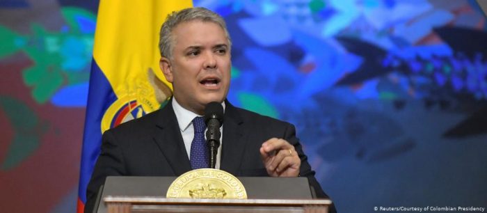 “Narcoterroristas apoyados por Maduro”: Colombia apunta a Venezuela por rearticulación de las FARC “Narcoterroristas apoyados por Maduro”: Colombia apunta a Venezuela por rearticulación de las FARC