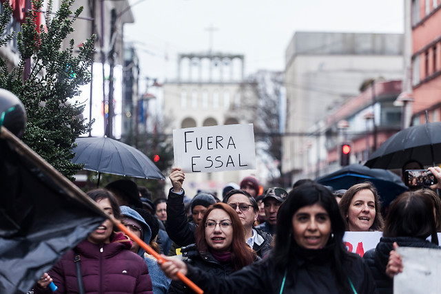 Osorninos no quieren que Essal se salga con la suya: llaman a autoridades a ser firmes con decisión de caducarle la concesión en la ciudad Osorninos no quieren que Essal se salga con la suya: llaman a autoridades a ser firmes con decisión de caducarle la concesión en la ciudad
