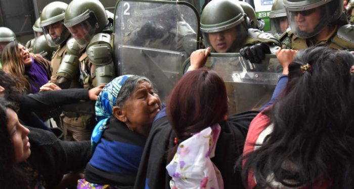 Senador Huenchumilla condena la violencia contra hortaliceras mapuche en Temuco: 