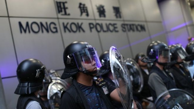 Protestas en Hong Kong: por qué Pekín «no intervendrá» en la región, según la policía hongkonesa Protestas en Hong Kong: por qué Pekín