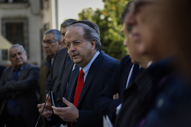 “Incluso los países más zurdos se van a la flexibilidad laboral”: el nuevo argumento del ministro Monckeberg para defender las 41 horas “Incluso los países más zurdos se van a la flexibilidad laboral”: el nuevo argumento del ministro Monckeberg para defender las 41 horas