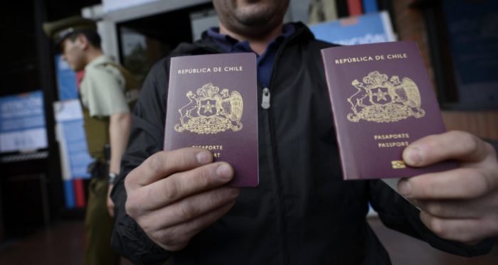 “Vivimos un momento doloroso”: Funcionarios del Registro Civil reaccionan a la detención de trabajadores acusados de falsificar pasaportes