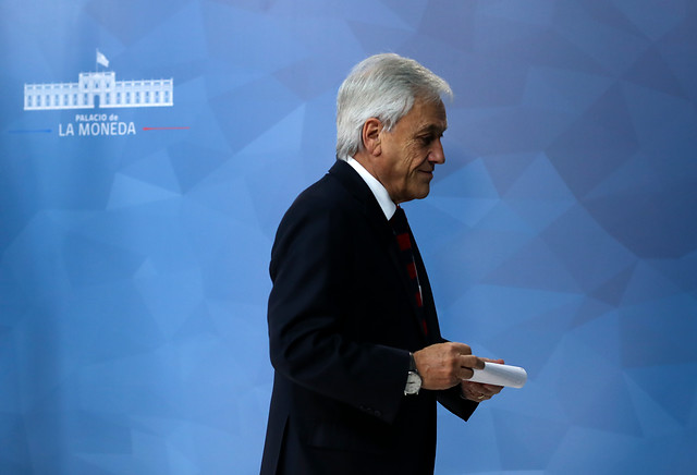 Encuesta Criteria por el suelo: Piñera regresa al 30% pero con la percepción económica más baja de su mandato