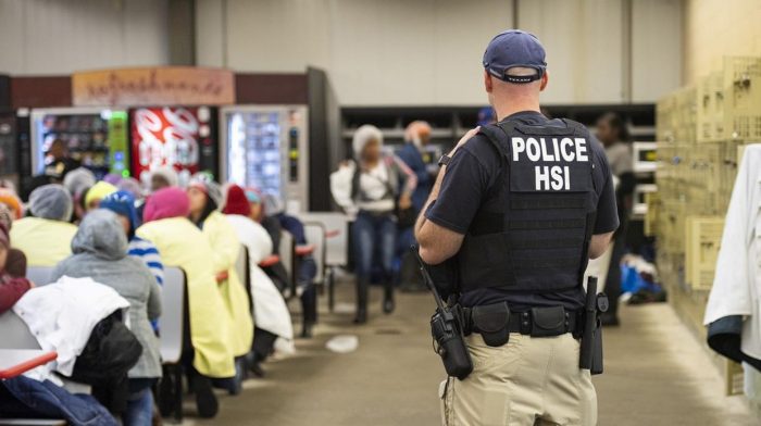Estados Unidos: decenas de trabajadores inmigrantes detenidos tras redada quedan en libertad Estados Unidos: decenas de trabajadores inmigrantes detenidos tras redada quedan en libertad