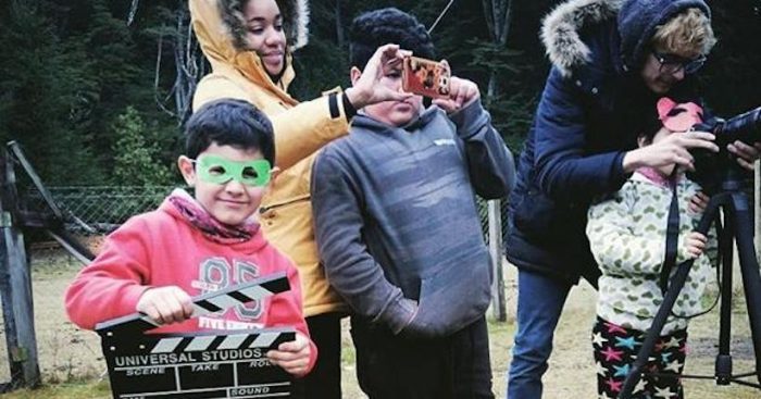 Proyecto de cine intercultural presentará sus cortometrajes hechos por niños y niñas en Centro Cultural La Moneda Proyecto de cine intercultural presentará sus cortometrajes hechos por niños y niñas en Centro Cultural La Moneda