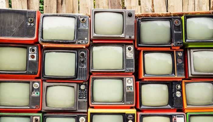 De la televisión educativo-cultural a la televisión a secas