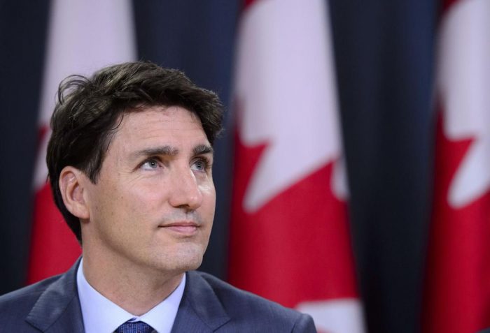 Canadá ofrece aviones y 11 millones de dólares contra incendios en Amazonía Canadá ofrece aviones y 11 millones de dólares contra incendios en Amazonía