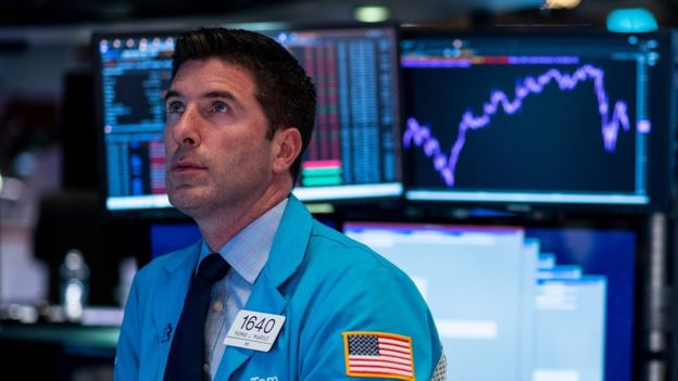 Jornada negra en Wall Street: ¿están los mercados dando señales de que se avecina una nueva recesión? Jornada negra en Wall Street: ¿están los mercados dando señales de que se avecina una nueva recesión?