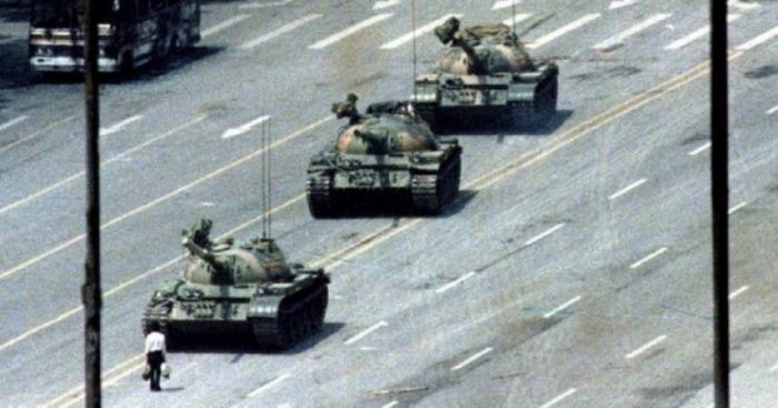 Fallece Charlie Cole, el fotógrafo de la famosa instantánea de Tiananmen Fallece Charlie Cole, el fotógrafo de la famosa instantánea de Tiananmen
