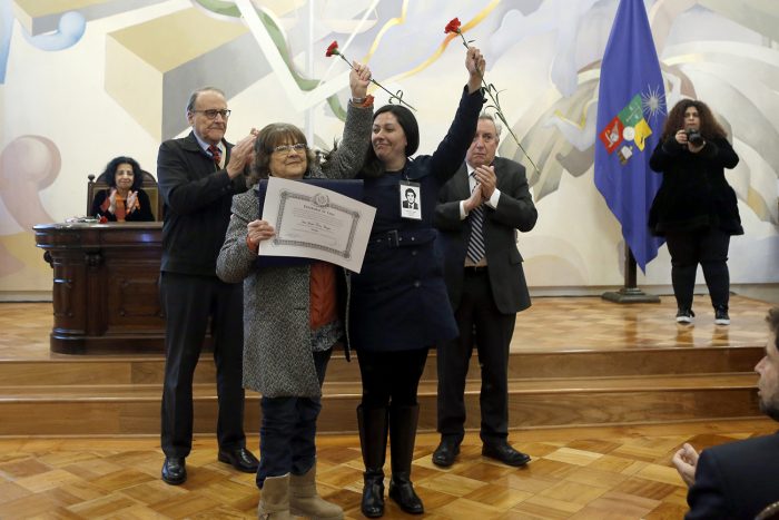 Universidad de Chile anuncia Política de Verdad y Memoria y entrega distinciones a estudiantes detenidos desaparecidos Universidad de Chile anuncia Política de Verdad y Memoria y entrega distinciones a estudiantes detenidos desaparecidos