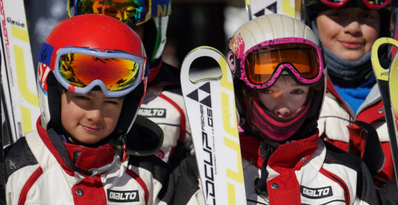 Comenzó el campeonato de esquí infantil más importante de Iberoamérica Comenzó el campeonato de esquí infantil más importante de Iberoamérica