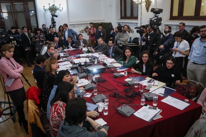 Gremios empresariales en picada contra aprobación del proyecto de 40 horas Gremios empresariales en picada contra aprobación del proyecto de 40 horas