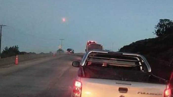 Equipo del Sernageomin llega a Dalcahue para determinar si efectivamente cayó un meteorito en la zona Equipo del Sernageomin llega a Dalcahue para determinar si efectivamente cayó un meteorito en la zona
