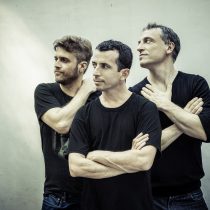 Vuelve a Chile la banda Aca Seca Trío, ícono del actual folcor fusión latinoamericano de Argentina