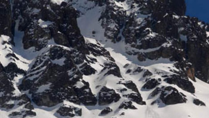 Excursionista se encuentra extraviado tras avalancha en cerro de Los Andes