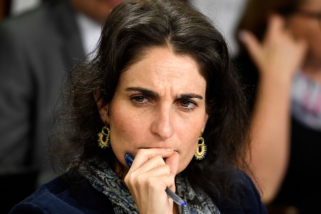Ministra Zaldívar respecto a los más de 100 mil despidos desde la crisis: “No sabemos todavía cuánto le va a costar a estas personas encontrar un nuevo trabajo” Ministra Zaldívar respecto a los más de 100 mil despidos desde la crisis: