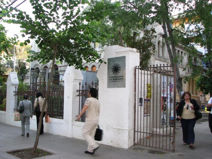 Universidad Academia de Humanismo Cristiano lamenta agresión que sufrió Soledad Onetto Universidad Academia de Humanismo Cristiano lamenta agresión que sufrió Soledad Onetto