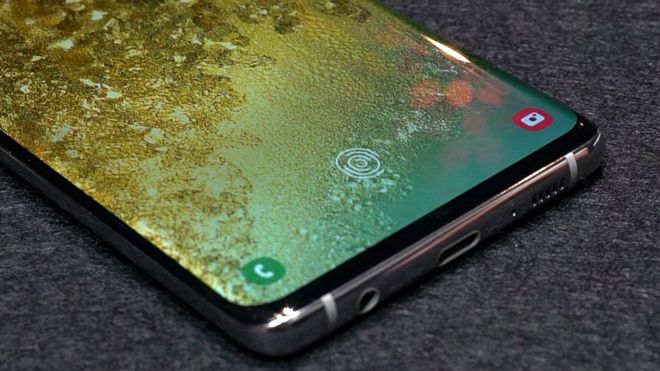Samsung Galaxy S10: la falla por la que la huella digital de cualquier persona puede desbloquear el celular Samsung Galaxy S10: la falla por la que la huella digital de cualquier persona puede desbloquear el celular