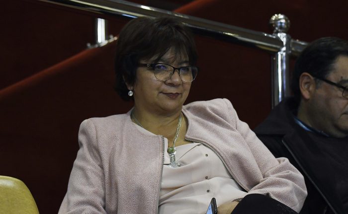 El dramático llamado de la alcaldesa de La Pintana tras muerte de bebé de 9 meses: “Ponganse la mano en el corazón los parlamentarios y los políticos” El dramático llamado de la alcaldesa de La Pintana tras muerte de bebé de 9 meses: “Ponganse la mano en el corazón los parlamentarios y los políticos”