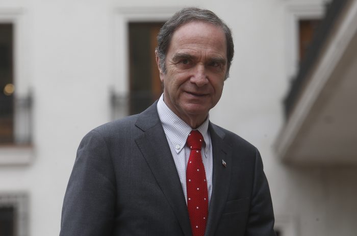 Ministro Larraín por pugna entre el TC y la Suprema: “Es extraordinariamente delicada y grave” Ministro Larraín por pugna entre el TC y la Suprema: