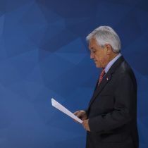 Piñera a lo Lenin Moreno: Presidente cede tras 48 horas de violentas protestas a suspender alza de los pasajes del Metro