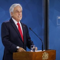 Piñera ya no habla de guerra, pide perdón y abre la billetera fiscal pero no anuncia cambios estructurales ni en su gabinete