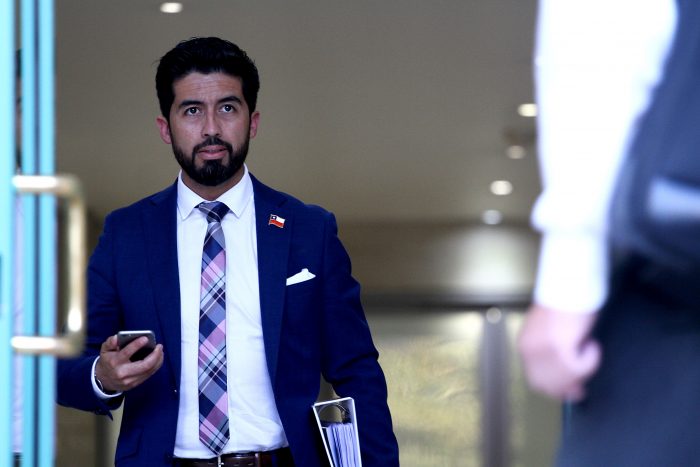 Intendente de Antofagasta dejará su cargo para competir por la gobernación Intendente de Antofagasta dejará su cargo para competir por la gobernación