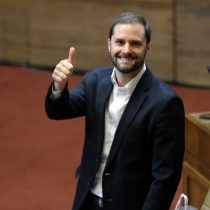 Bellolio respaldó al diputado Auth y pide dejar sin efecto solicitud de renuncia