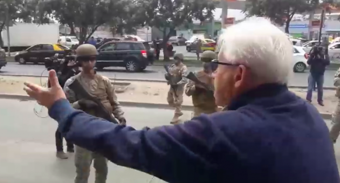 Movimiento telúrico social aumenta en magnitud: manifestantes desafían a militares en pleno Estado de Emergencia Movimiento telúrico social aumenta en magnitud: manifestantes desafían a militares en pleno Estado de Emergencia