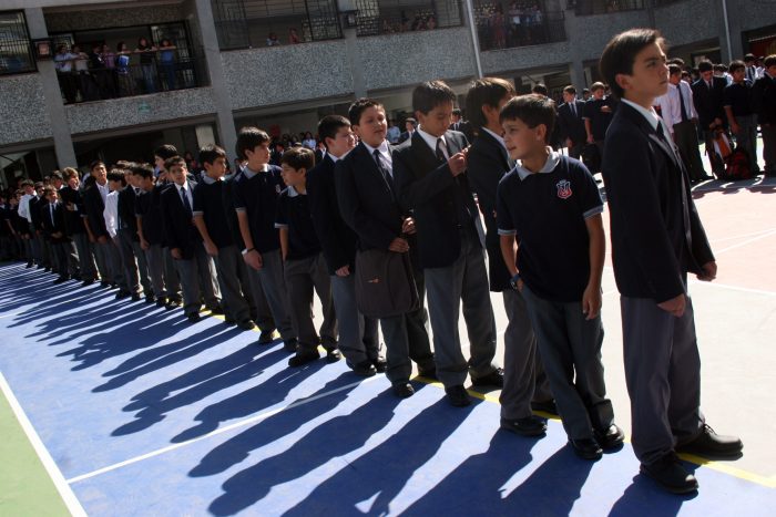 «Varios de mis compañeros han recibido un trato injusto y denigrante»: la sentida queja de un niño del Instituto Nacional que exige respeto
