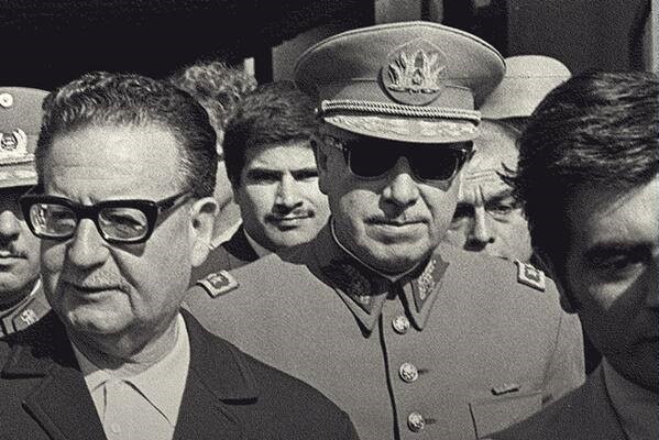 Cita de libros: “Una historia de la traición en Chile”, la suma de deslealtades políticas en nuestro país Cita de libros: “Una historia de la traición en Chile”, la suma de deslealtades políticas en nuestro país