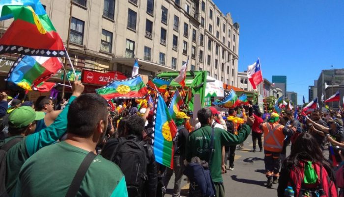 Tres relatos para una crisis: Partidos del Orden, Peña y Movimiento Social Tres relatos para una crisis: Partidos del Orden, Peña y Movimiento Social