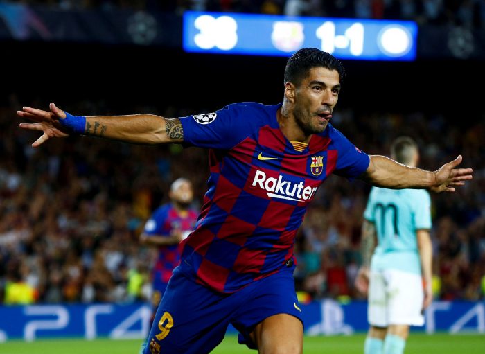 Suárez da un triunfo inimaginable al Barcelona con destacada actuación de Vidal