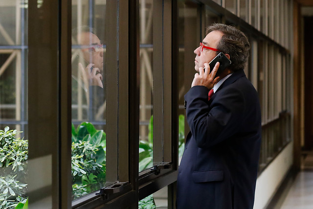 Otro escándalo con asignaciones parlamentarias: diputado Eguiguren (RN) se gastó la plata del arriendo del auto en “deudas personales” Otro escándalo con asignaciones parlamentarias: diputado Eguiguren (RN) se gastó la plata del arriendo del auto en “deudas personales”