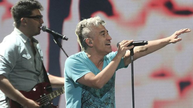 Jorge González, autor de “El baile de los que sobran”: “Es muy lindo, pero muy triste que se siga cantando” Jorge González, autor de “El baile de los que sobran”: “Es muy lindo, pero muy triste que se siga cantando”