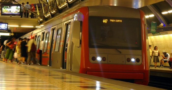 A partir del lunes 9 de diciembre: Metro extiende su horario de operación y reabre nuevas estaciones A partir del lunes 9 de diciembre: Metro extiende su horario de operación y reabre nuevas estaciones