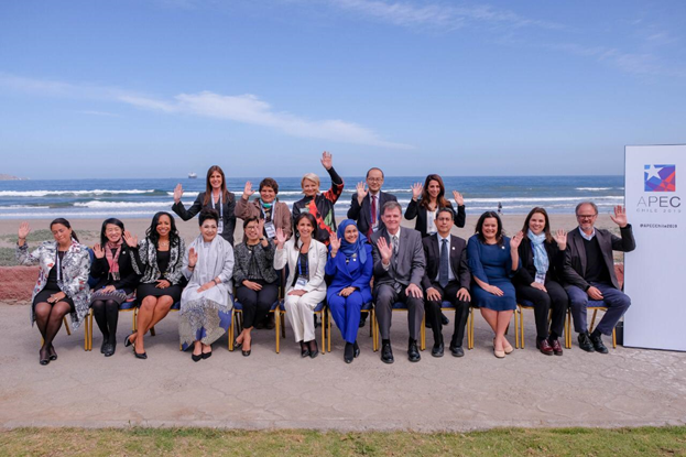 Subsecretaria Cuevas: “Sin las mujeres, la economía no dará el salto al desarrollo que todos necesitamos” Subsecretaria Cuevas: “Sin las mujeres, la economía no dará el salto al desarrollo que todos necesitamos”