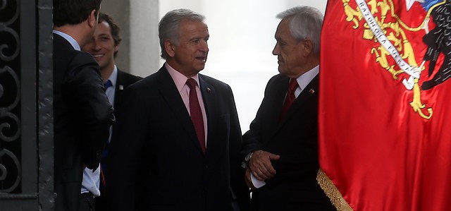 Piñera raya la cancha con la reintegración tributaria: “No se puede negociar lo que es esencial” Piñera raya la cancha con la reintegración tributaria: “No se puede negociar lo que es esencial”