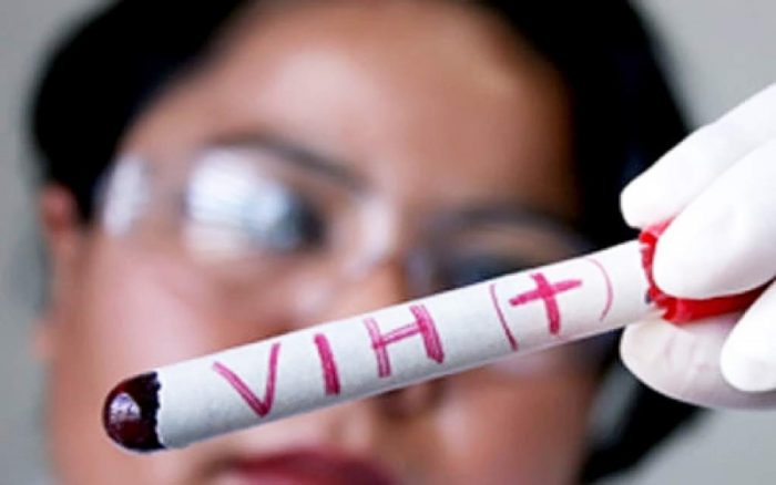 Entrampados en el VIH: una campaña para preocuparse