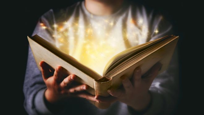Cómo los cuentos moldean nuestra mente Cómo los cuentos moldean nuestra mente