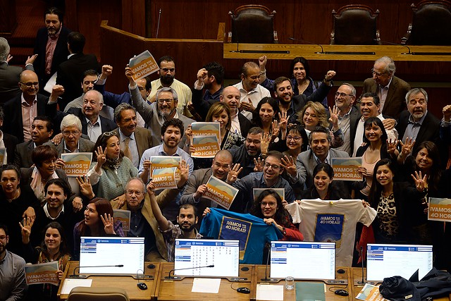 Proyecto de las 40 horas sigue avanzando y se vota este jueves en la Cámara Proyecto de las 40 horas sigue avanzando y se vota este jueves en la Cámara