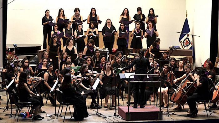 La Orquesta y Coro de Mujeres de Chile en Teatro C